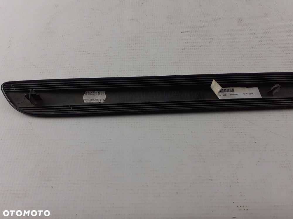 Listwa drzwi lewa tył środkowa Volvo S40 V50 04-12 - 2