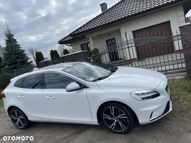 Volvo V40 ver-d3-geartronic-rdesign - 4