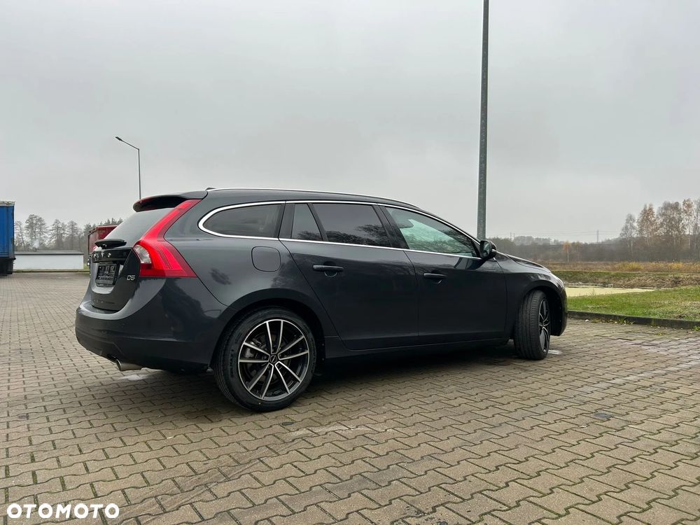 Volvo V60 - 33