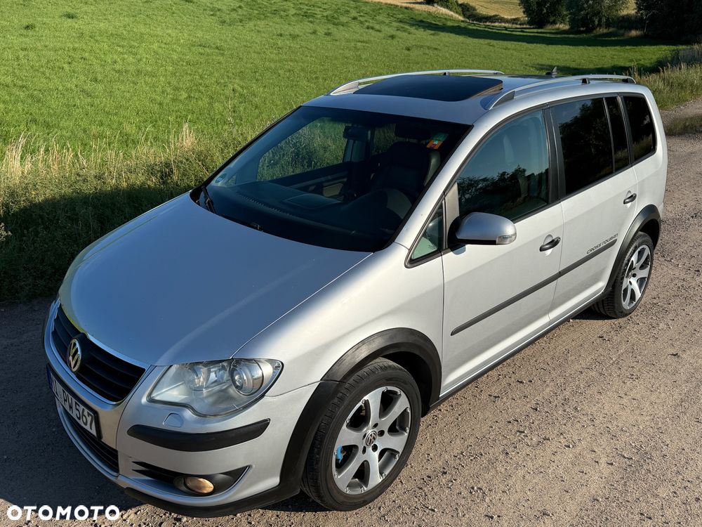 Volkswagen Touran 2.0 TDI DPF Cross - 26