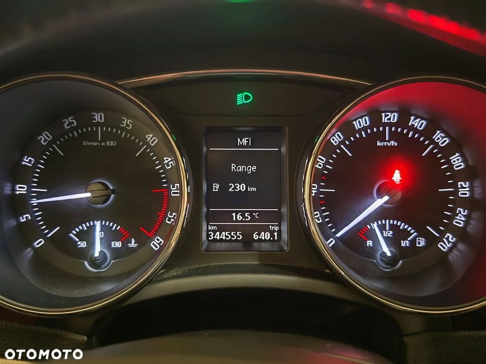 Skoda Superb 2.0 TDI 4x4 L&K - 33