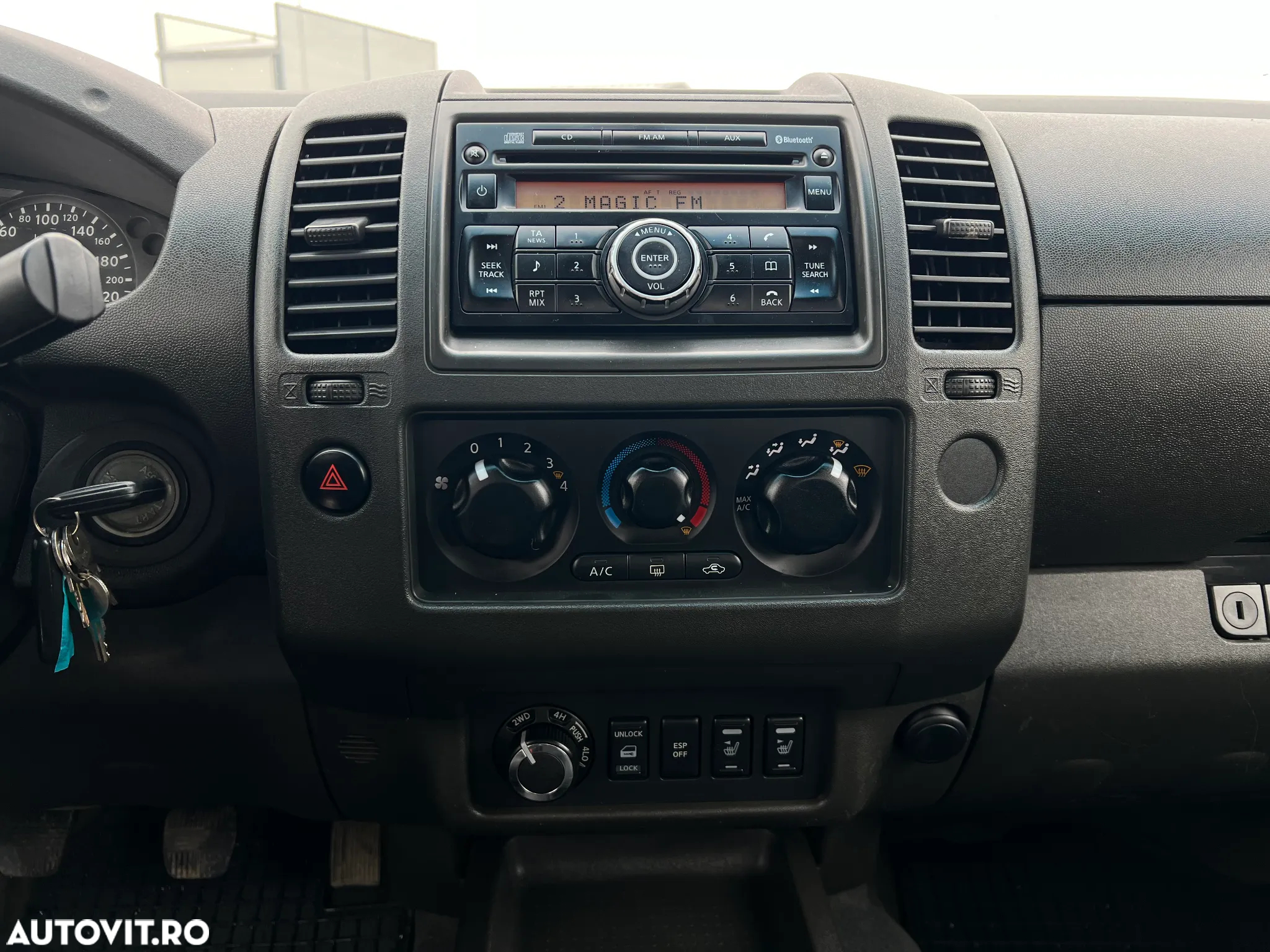 Nissan Navara - 12