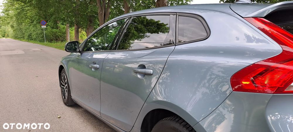 Volvo V40 T3 Geartronic Momentum - 14