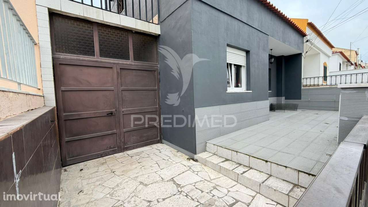 Moradia Bi-Familiar T3+3 com 182,50m² em Setúbal – Excelente Oportu... - Grande imagem: 3/40