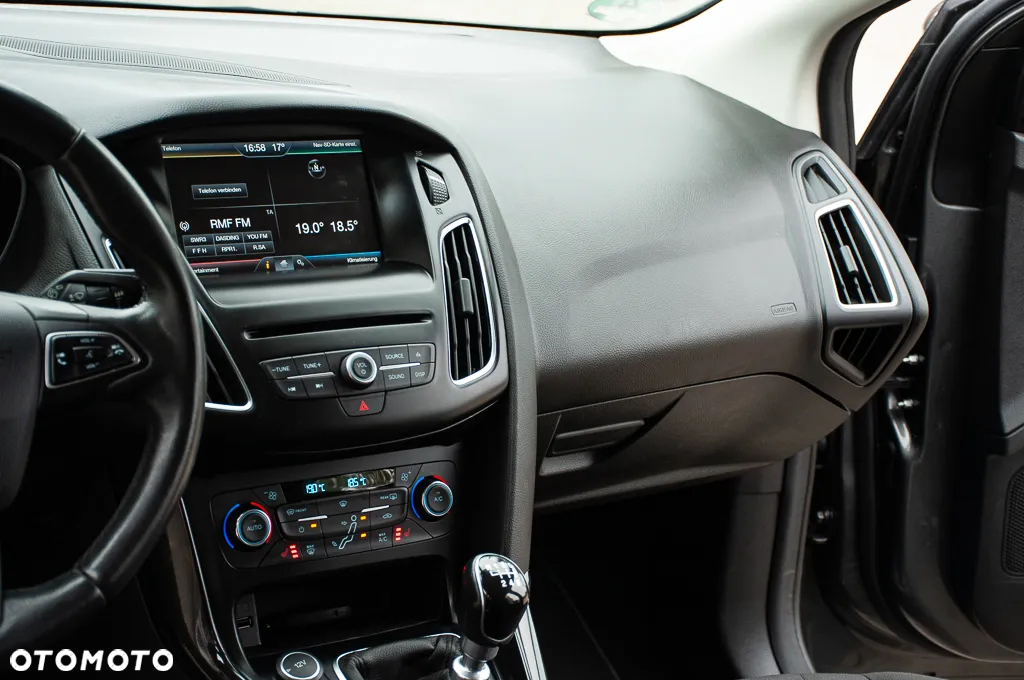 Ford Focus - 14
