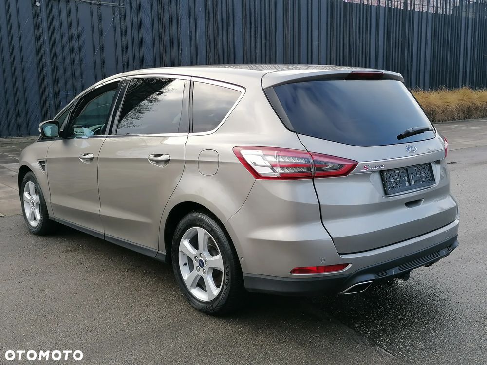 Ford S-Max 2.0 TDCi Titanium PowerShift - 11