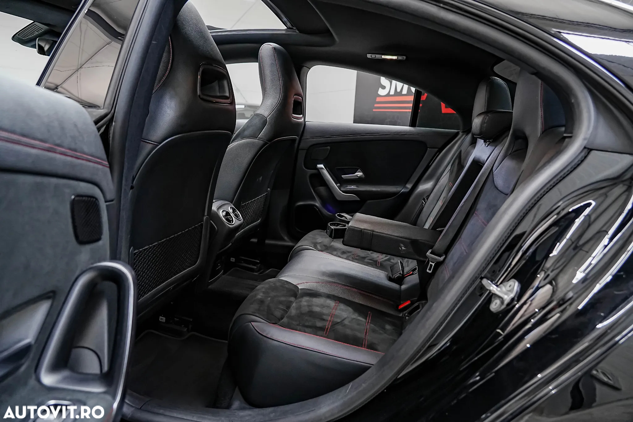 Mercedes-Benz CLA 180 7G-DCT Edition AMG Line - 38