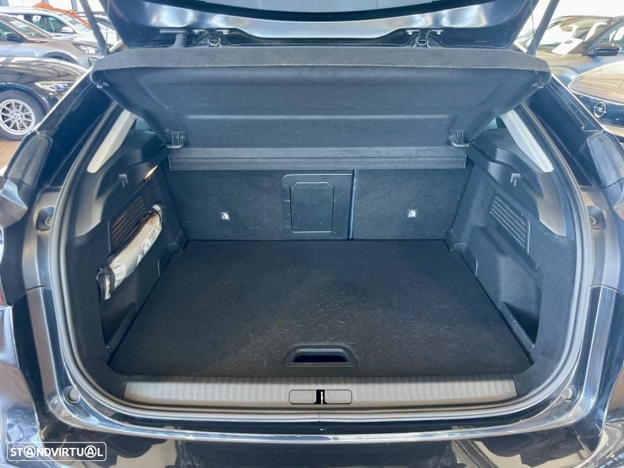 Citroën C4 1.2 PureTech Shine - 32