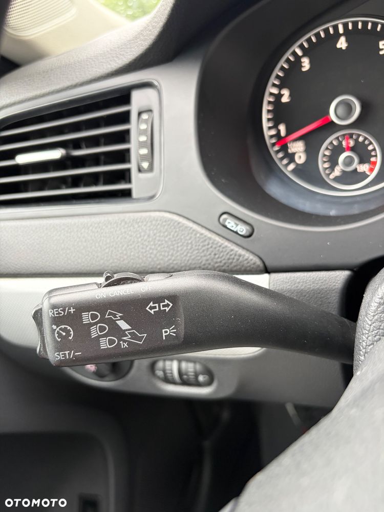 Volkswagen Jetta 1.4 TSI DSG Match - 15