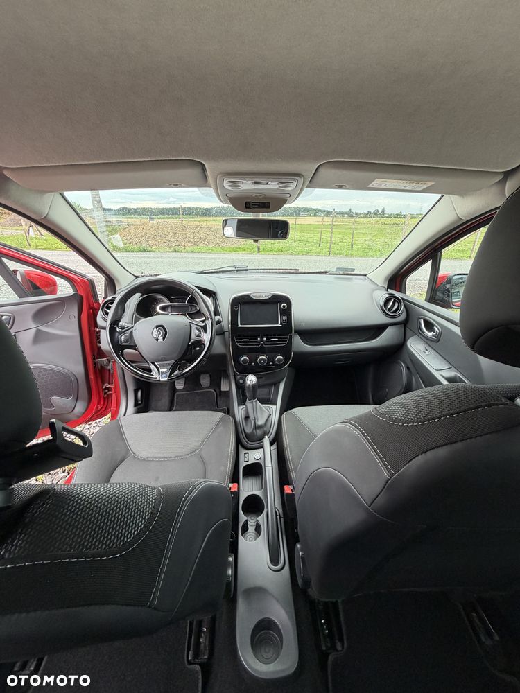 Renault Clio 1.2 16V Expression - 24