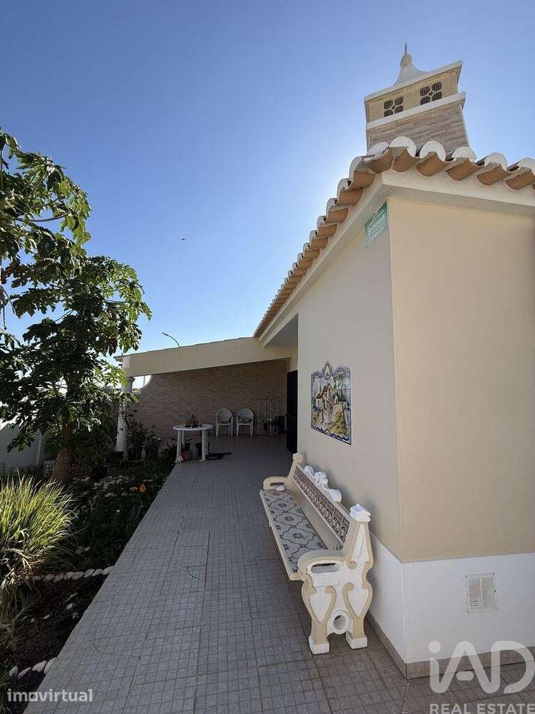 Casa / Villa T3 em Alcantarilha e Pêra de 186,00 m2