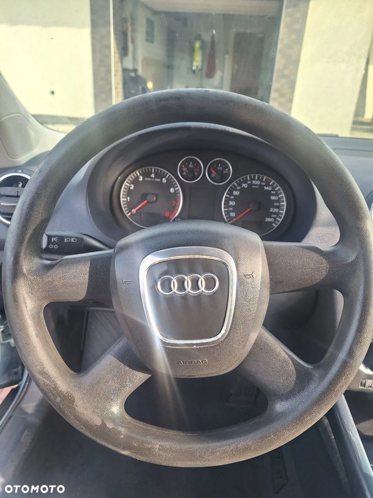Audi A3 Sportback - 5