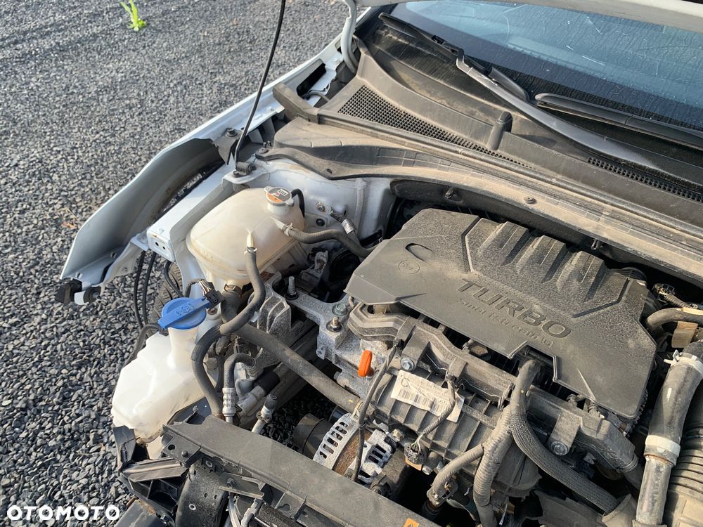 Kia Ceed - 9