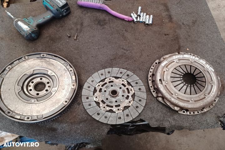 KIT AMBREIAJ 2010 1.6 HDI AV617550C1B 201878004762 MX1253 Peugeot 508 - 1