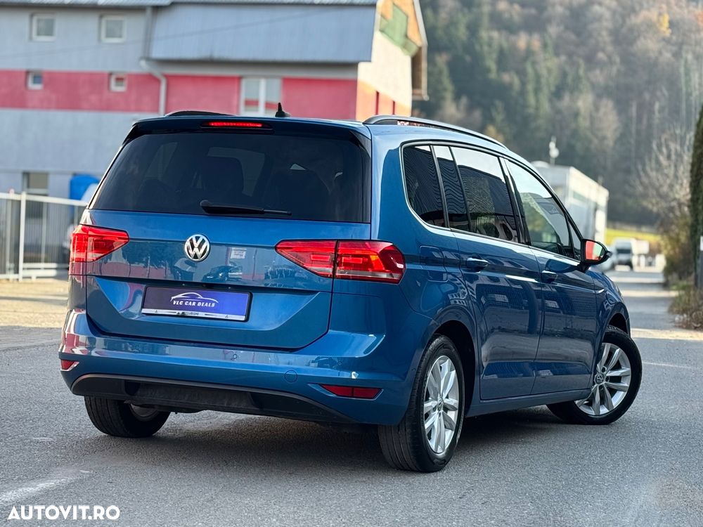 Volkswagen Touran 2.0 TDI SCR (BlueMotion Technology) DSG Comfortline - 12