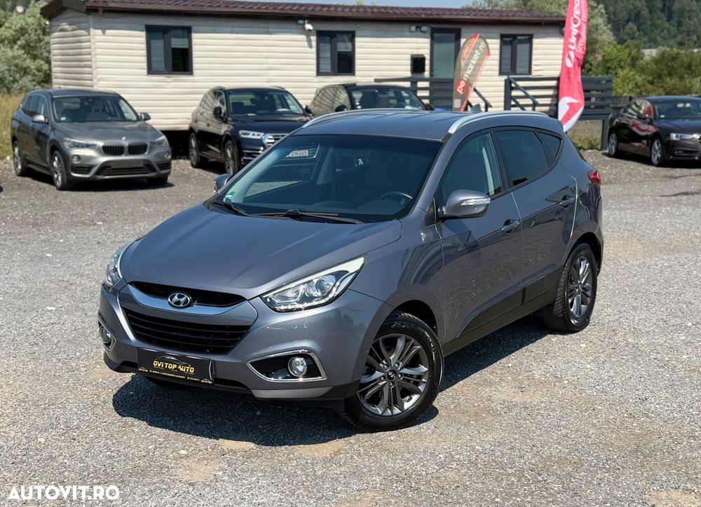 Hyundai ix35 2.0 CRDI 4WD Fifa World Cup Gold Edition - 13