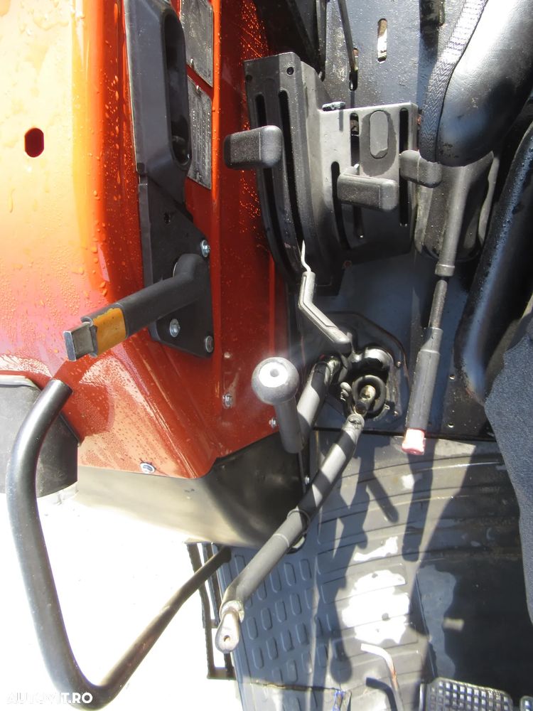 New Holland L 60 - 15