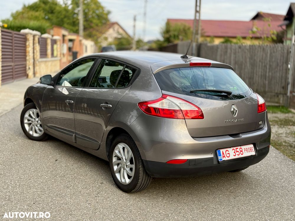 Renault Megane ENERGY dCi 110 Start & Stop Bose Edition - 18