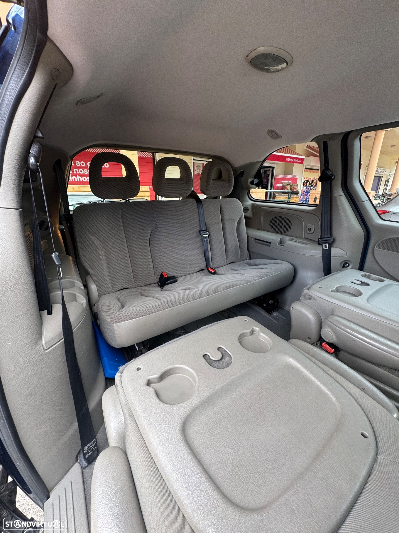 Chrysler Voyager 2.5 CRD SE - 10