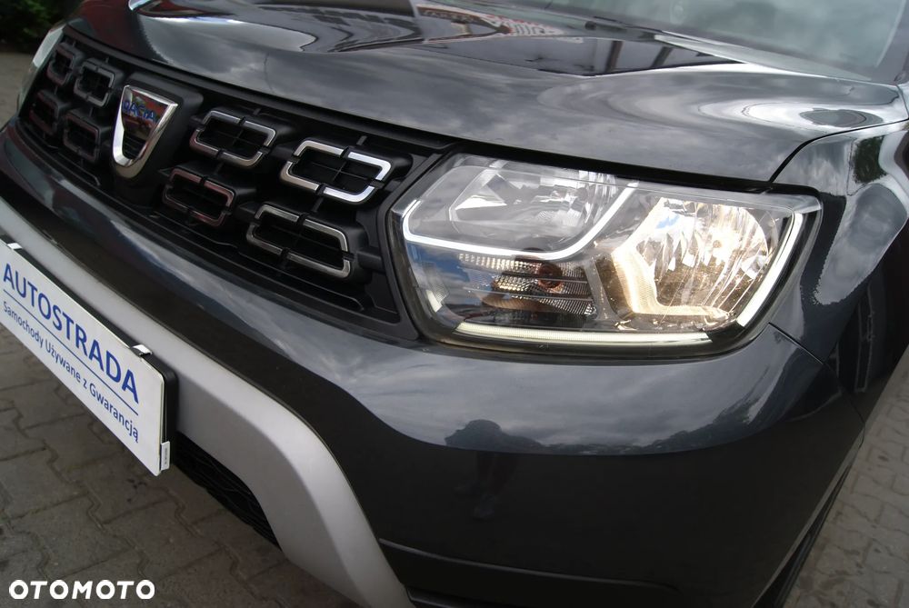 Dacia Duster 1.6 SCe Laureate S&S - 8
