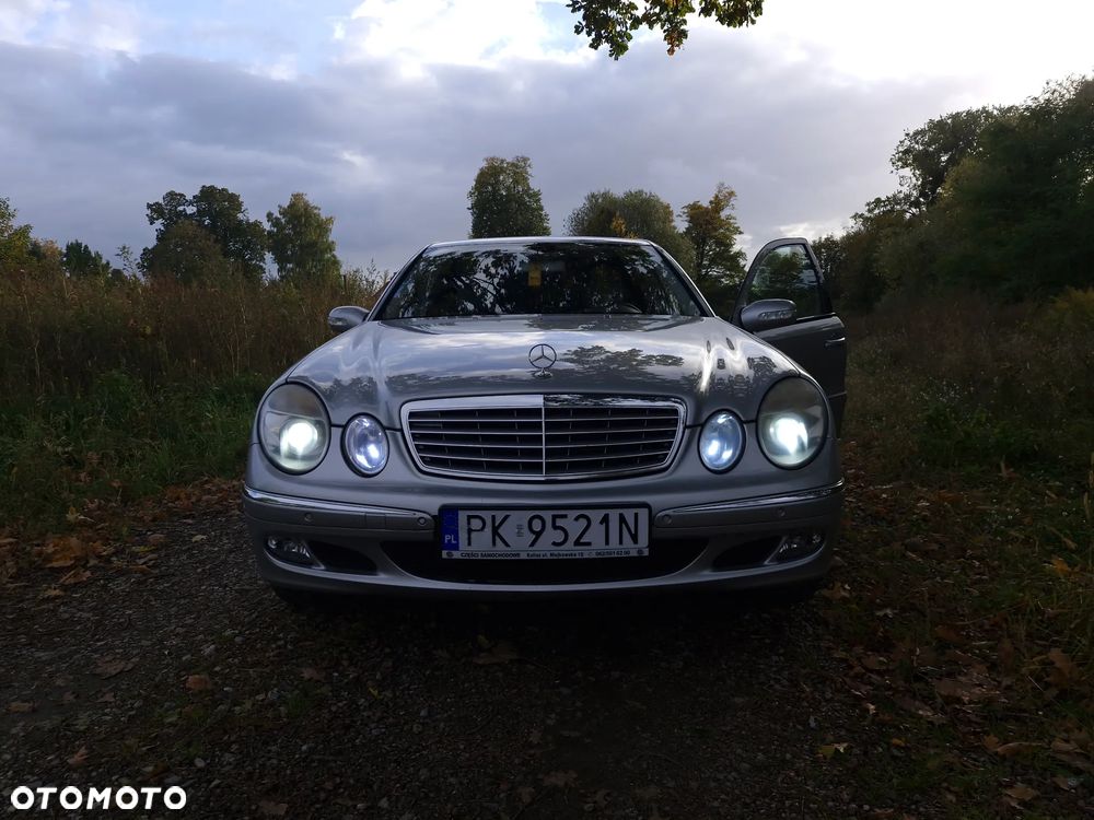 Mercedes-Benz Klasa E - 9