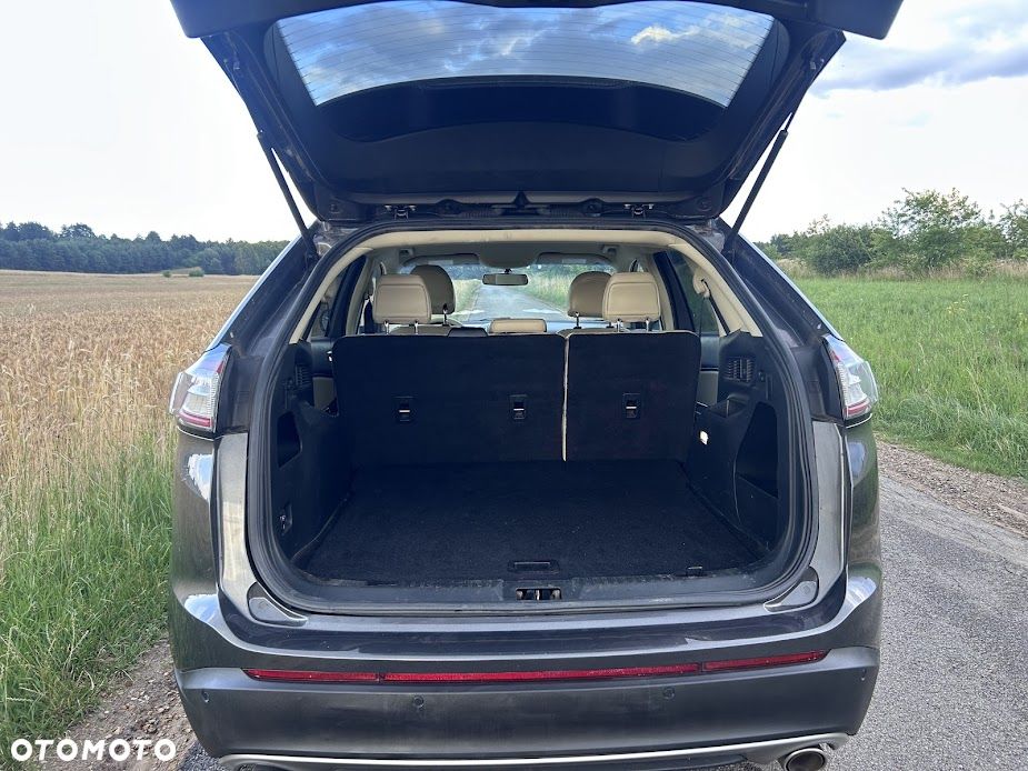 Ford Edge - 10