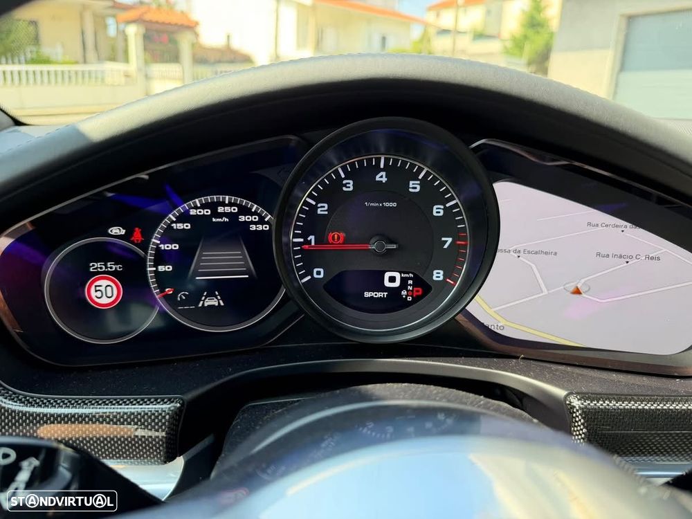 Porsche Panamera 4 S - 15