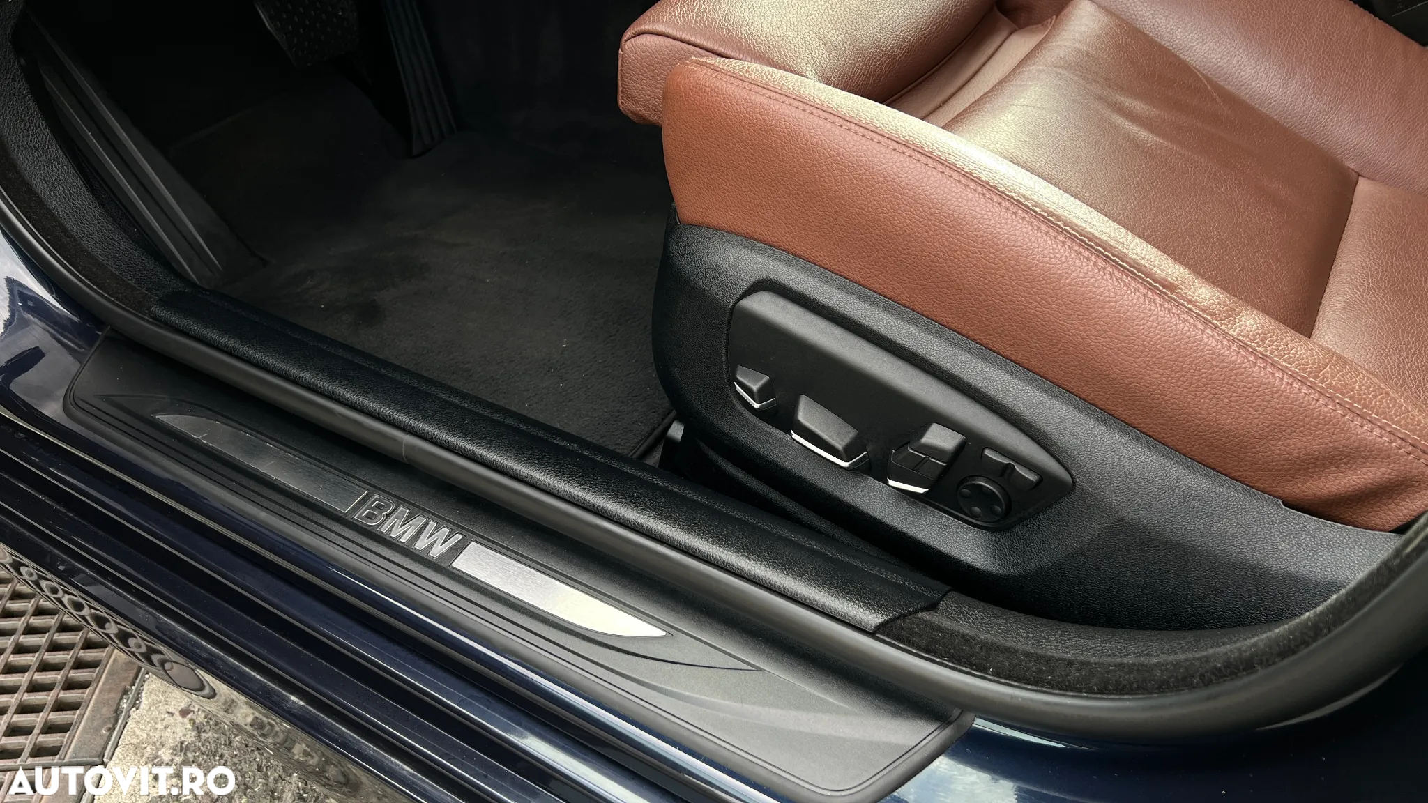 BMW Seria 5 530d xDrive Aut. - 29