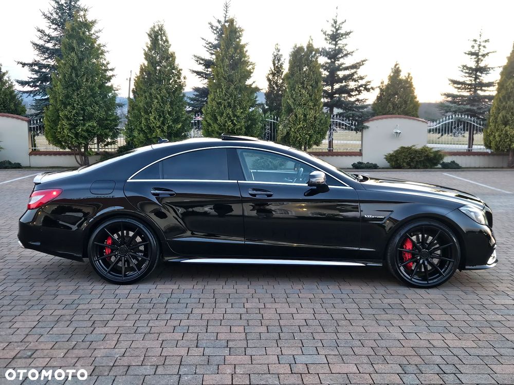 Mercedes-Benz CLS - 24
