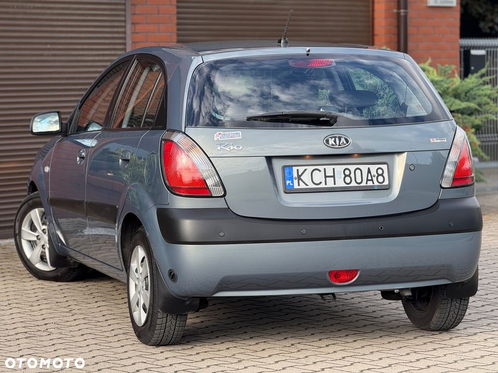 Kia Rio 1.4 Comfort - 10