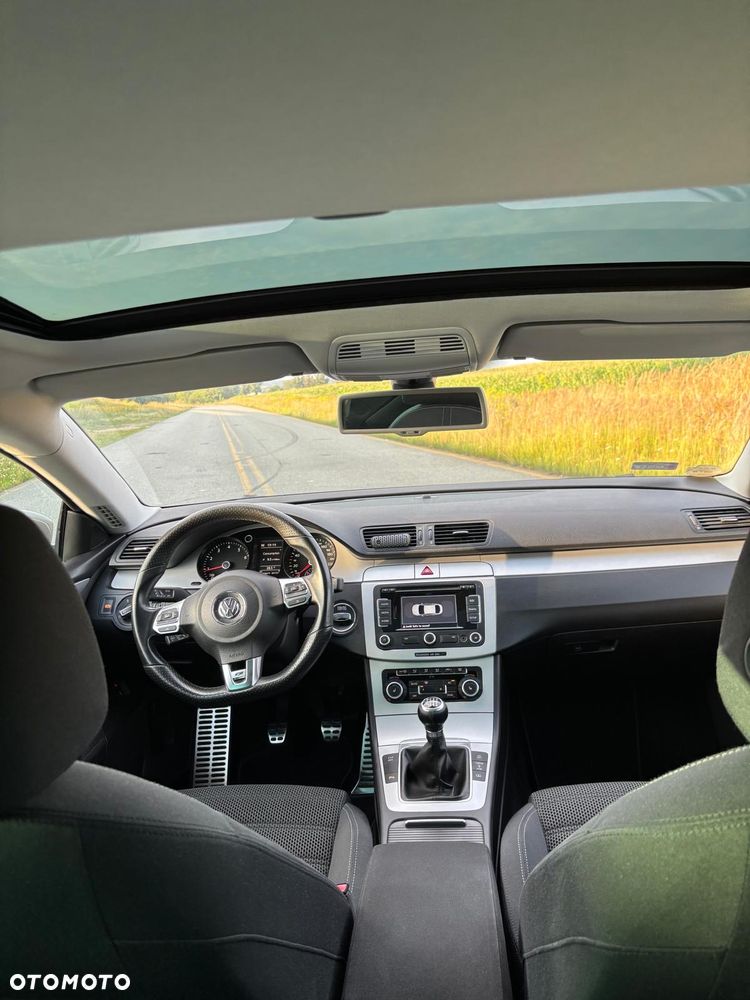 Volkswagen Passat CC - 2