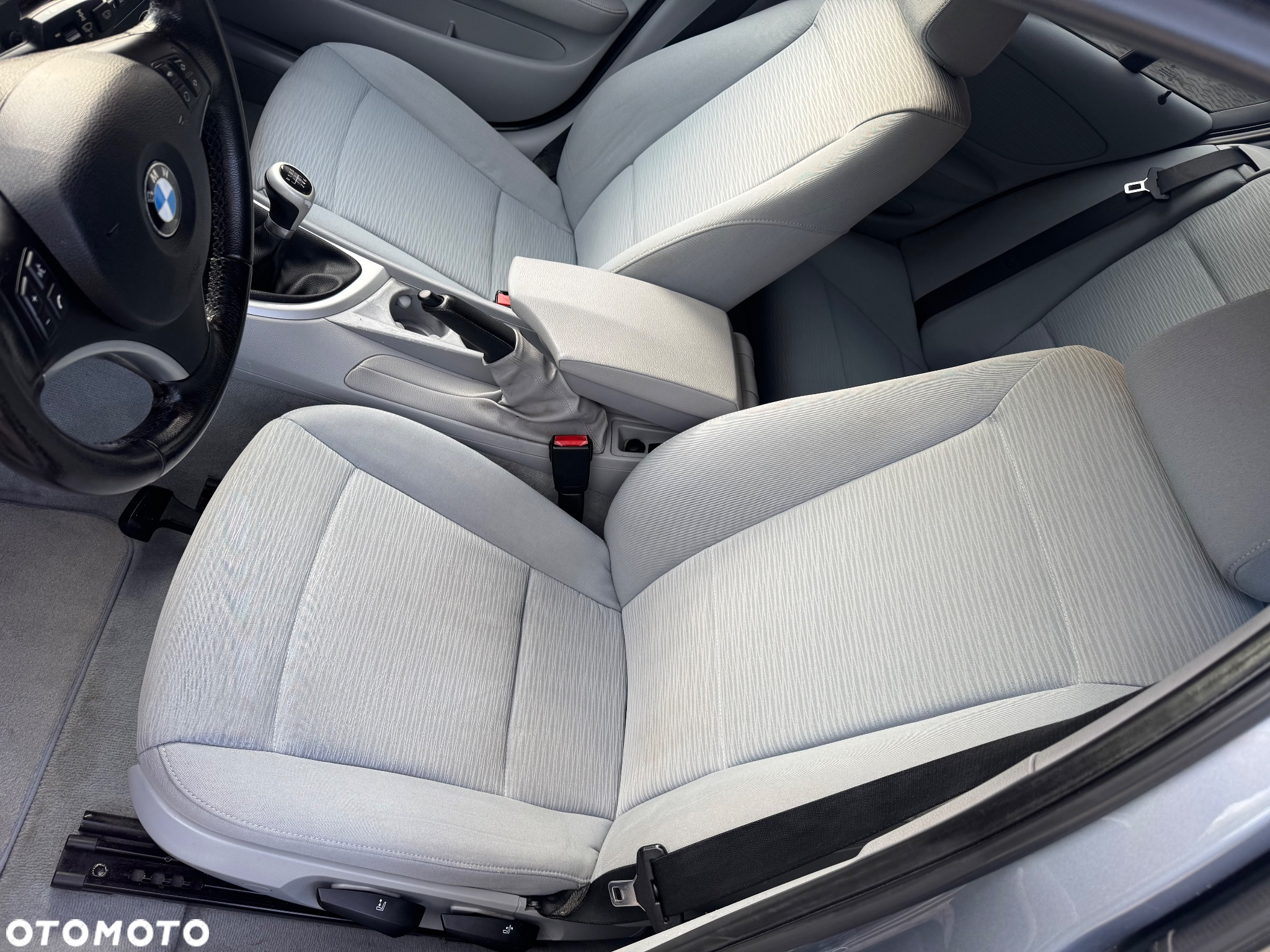 BMW Seria 1 116i - 11