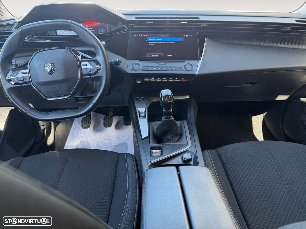 Peugeot 308 1.2 PureTech Active Pack — fotografia 10