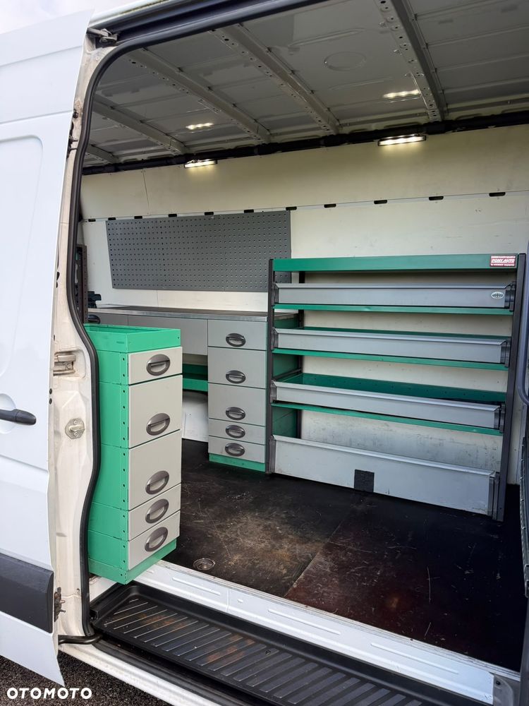 Mercedes-Benz Sprinter - 8