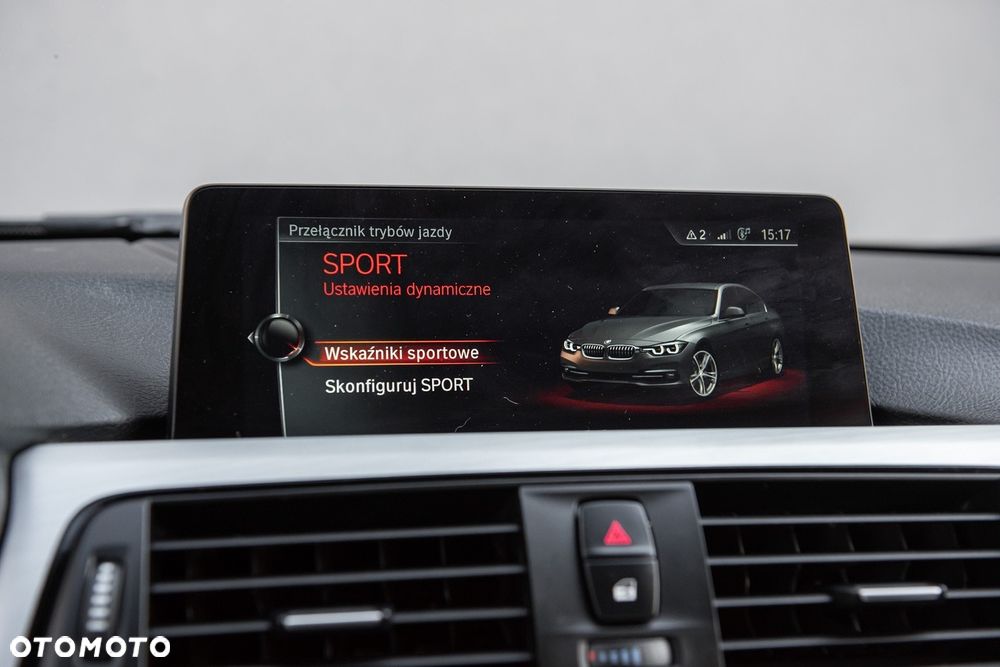 BMW Seria 3 330e iPerformance M Sport - 21