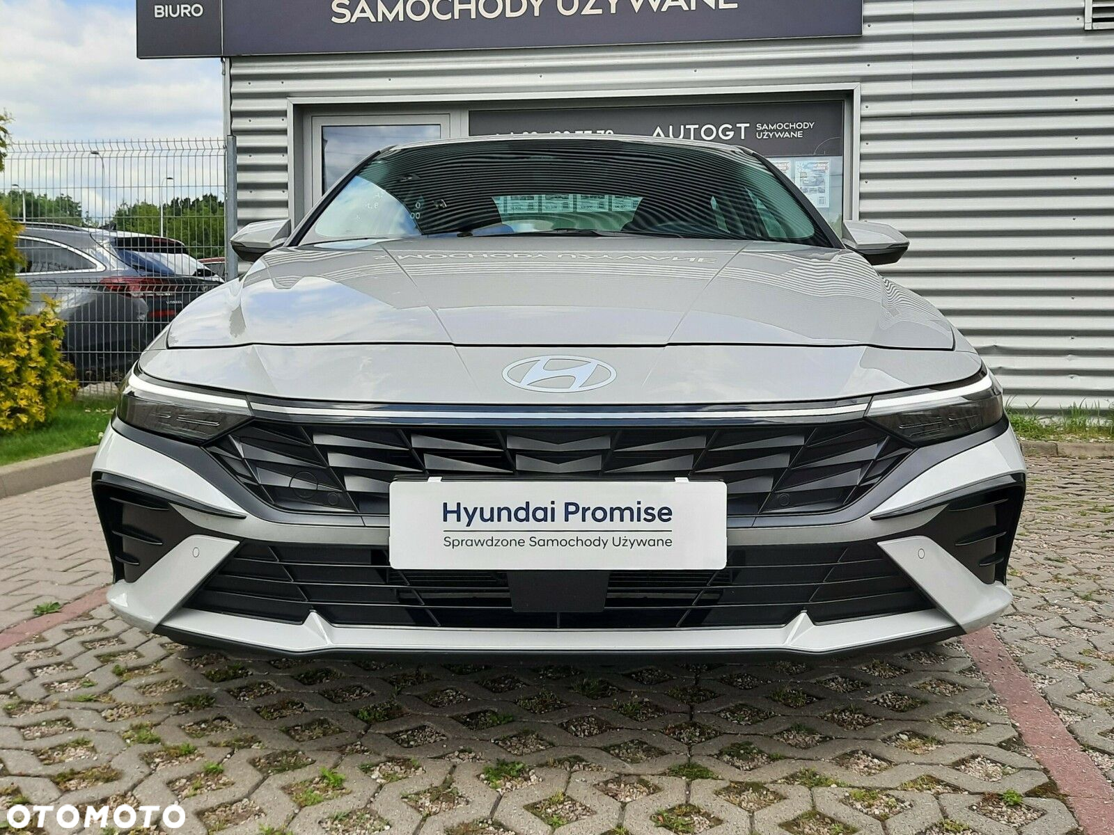 Hyundai Elantra - 21