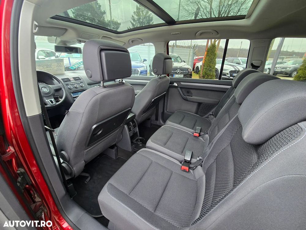 Volkswagen Touran 1.6 TDI DPF BlueMotion Technology Highline - 10