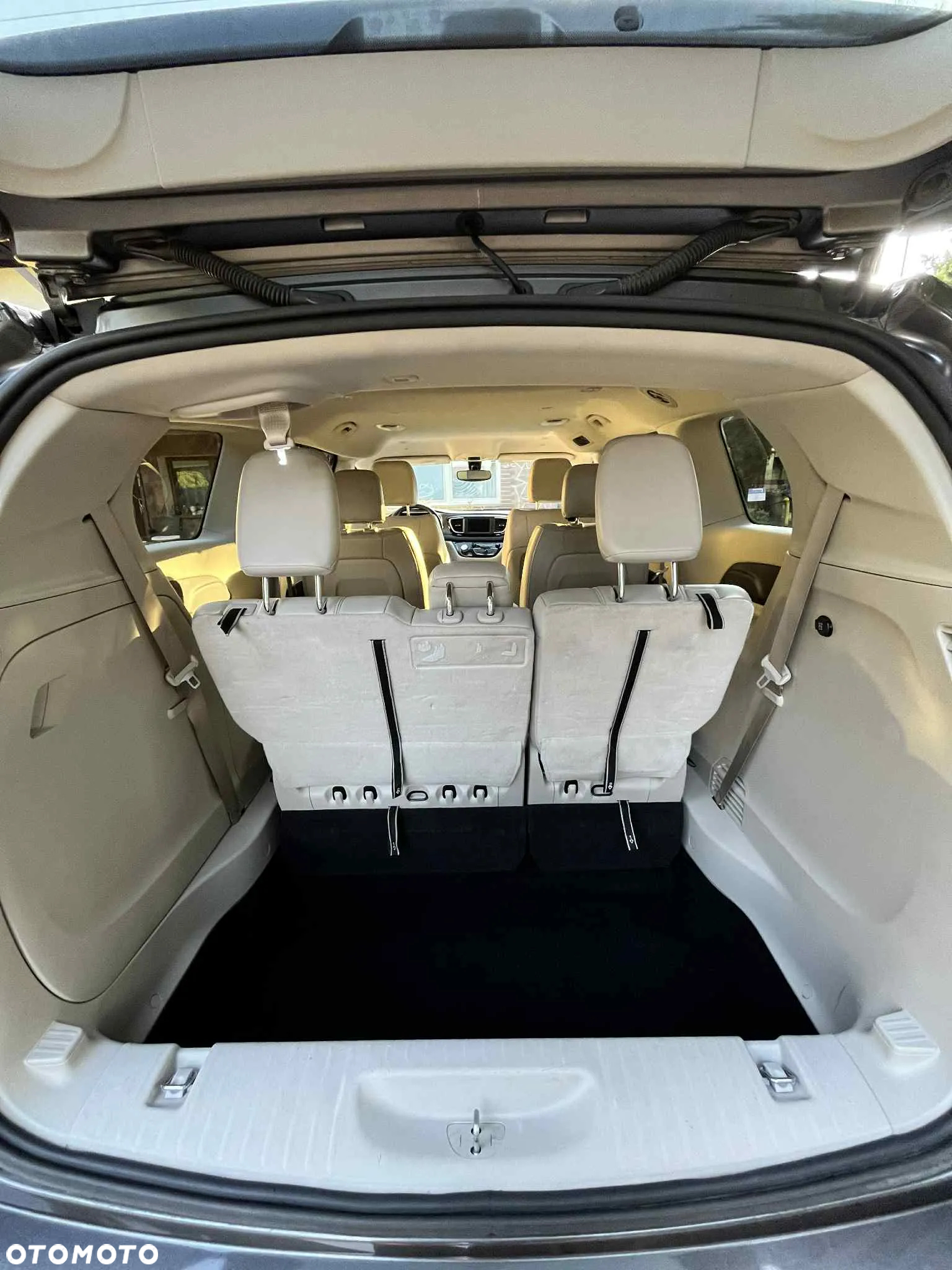 Chrysler Voyager - 23