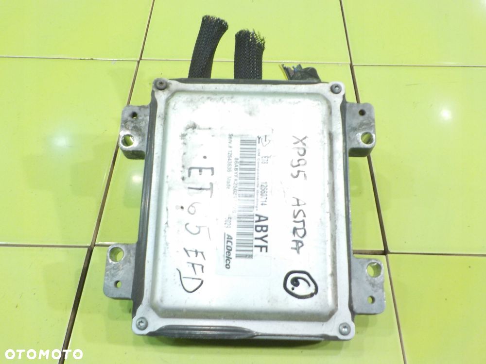 OPEL ASTRA J IV 1.4 T 15r HB 5D sterownik komputer silnika 12660714 - 2