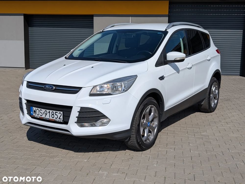 Ford Kuga 1.6 EcoBoost 2x4 Titanium - 8