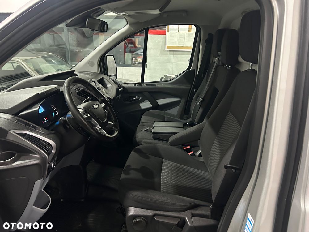 Ford Transit custon - 15
