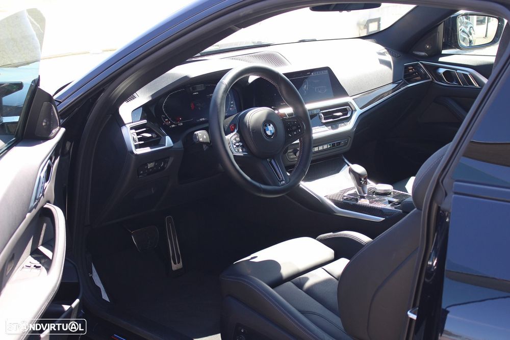 BMW M4 Competition xDrive Pack 50 anos M - 34