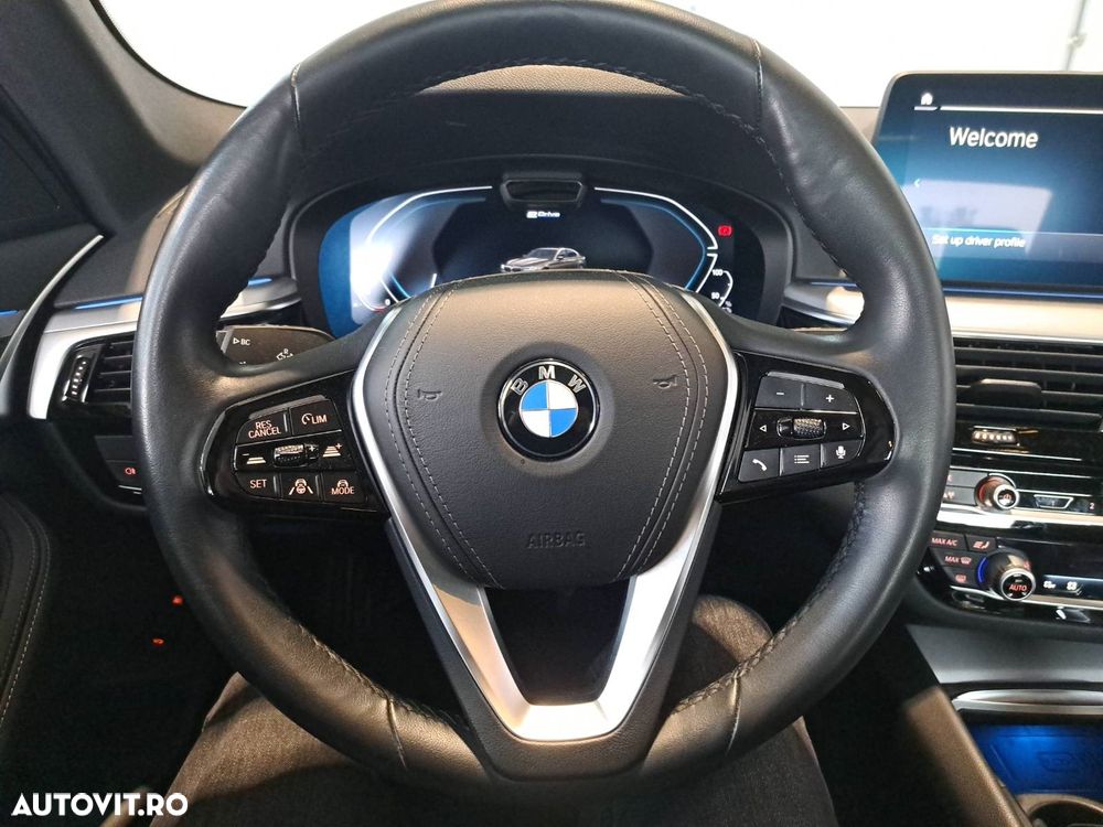 BMW Seria 5 530e xDrive AT PHEV - 5