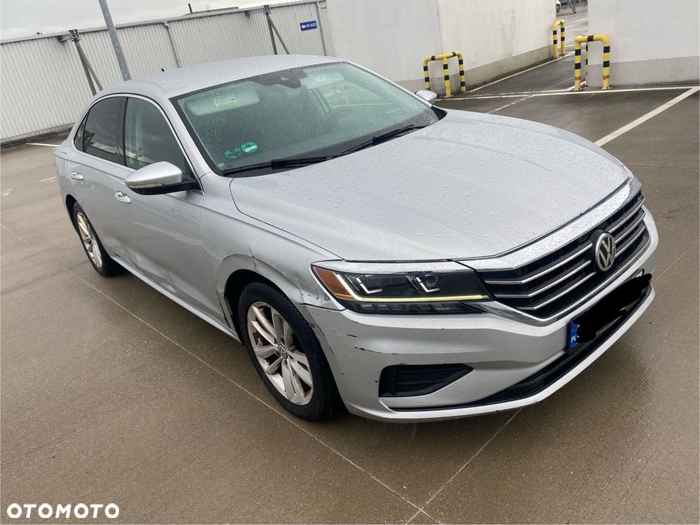 Volkswagen Passat - 9