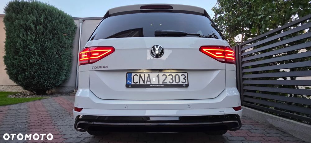 Volkswagen Touran - 18