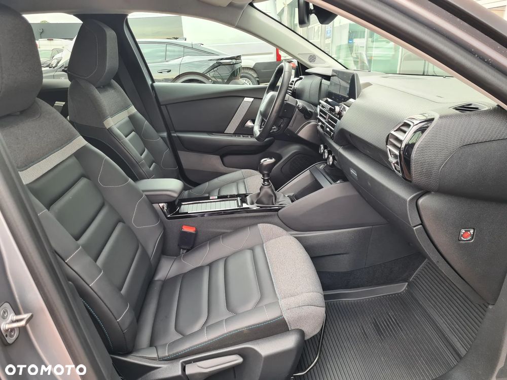 Citroën C4 1.2 PureTech Shine S&S - 14