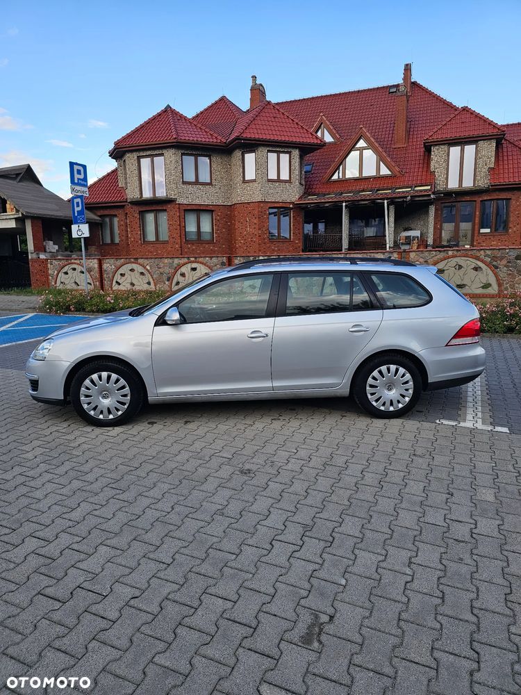 Volkswagen Golf - 5