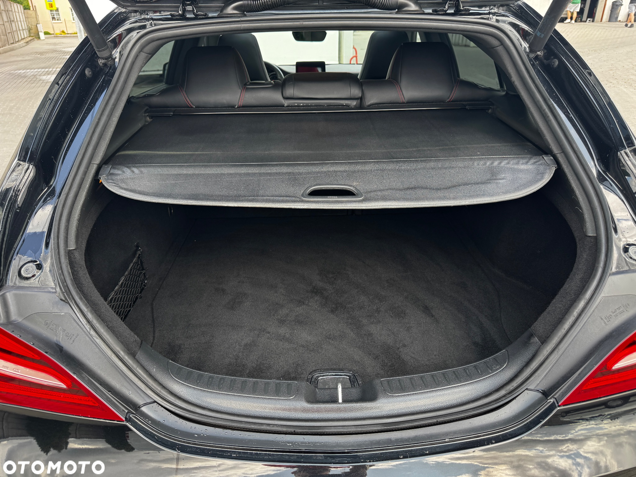 Mercedes-Benz CLA Shooting Brake 200 d 7G-DCT AMG Line - 21