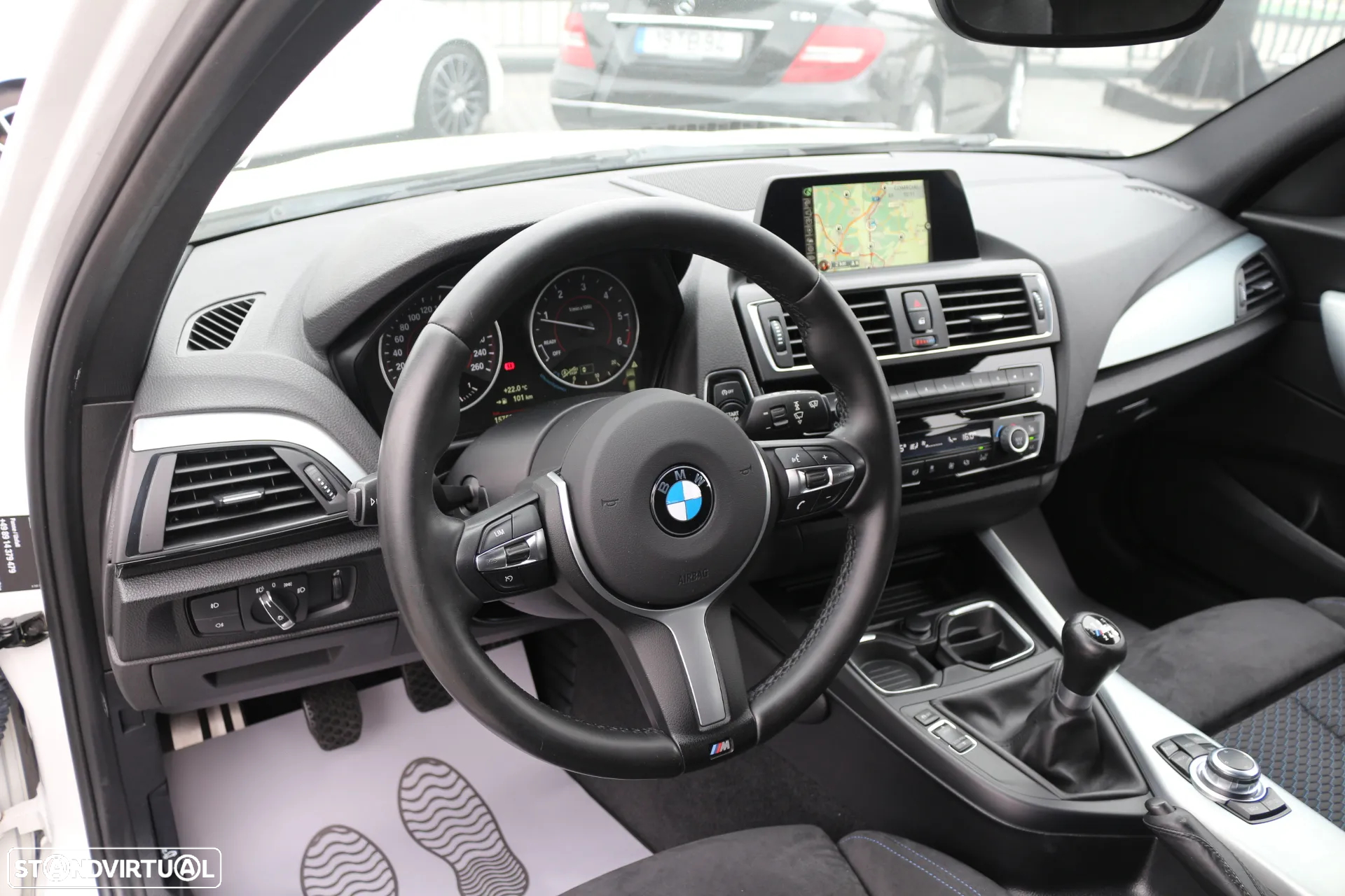 BMW 118 d Pack M - 10