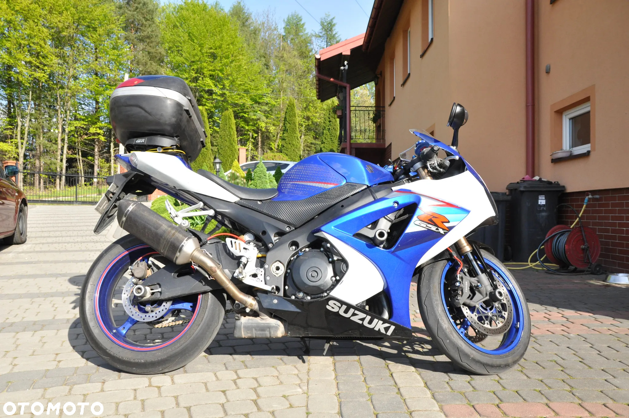 Suzuki GSX-R - 4